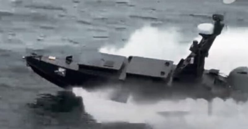 Дрон, ударил кораб край Шабла, вероятно е руски Murena-300S