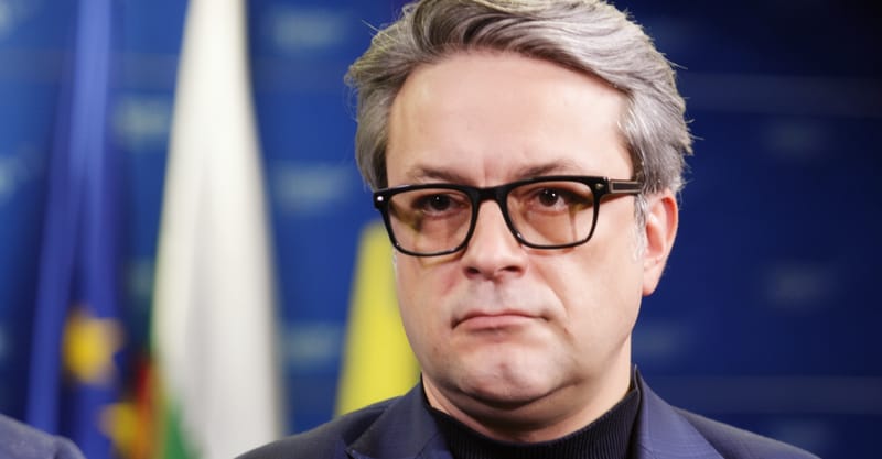 ГЕРБ: Радев е големият опонент на Йотова