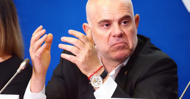 Съд осъди прокуратурата да плати 3000 евро на Васил Божков заради изказвания на Гешев и Милева