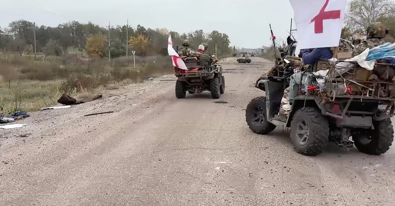 Стотици жители на Олешки бяха евакуирани по време на хуманитарно примирие