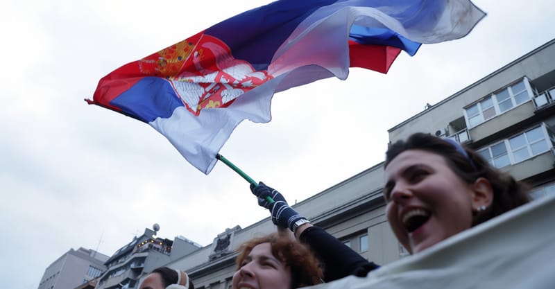 Студентската листа печели изборите в Сърбия с 140 мандата, ЕС обещава подкрепа