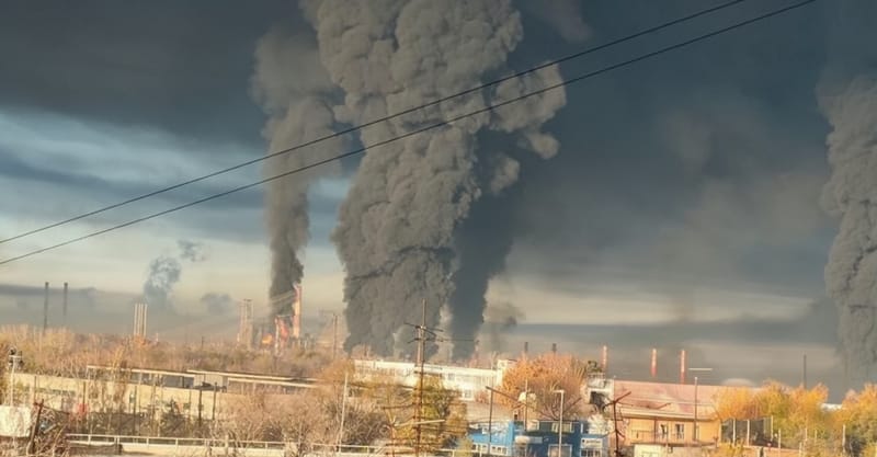 Украйна възобнови ударите по руските петролни рафинерии след двуседмична пауза